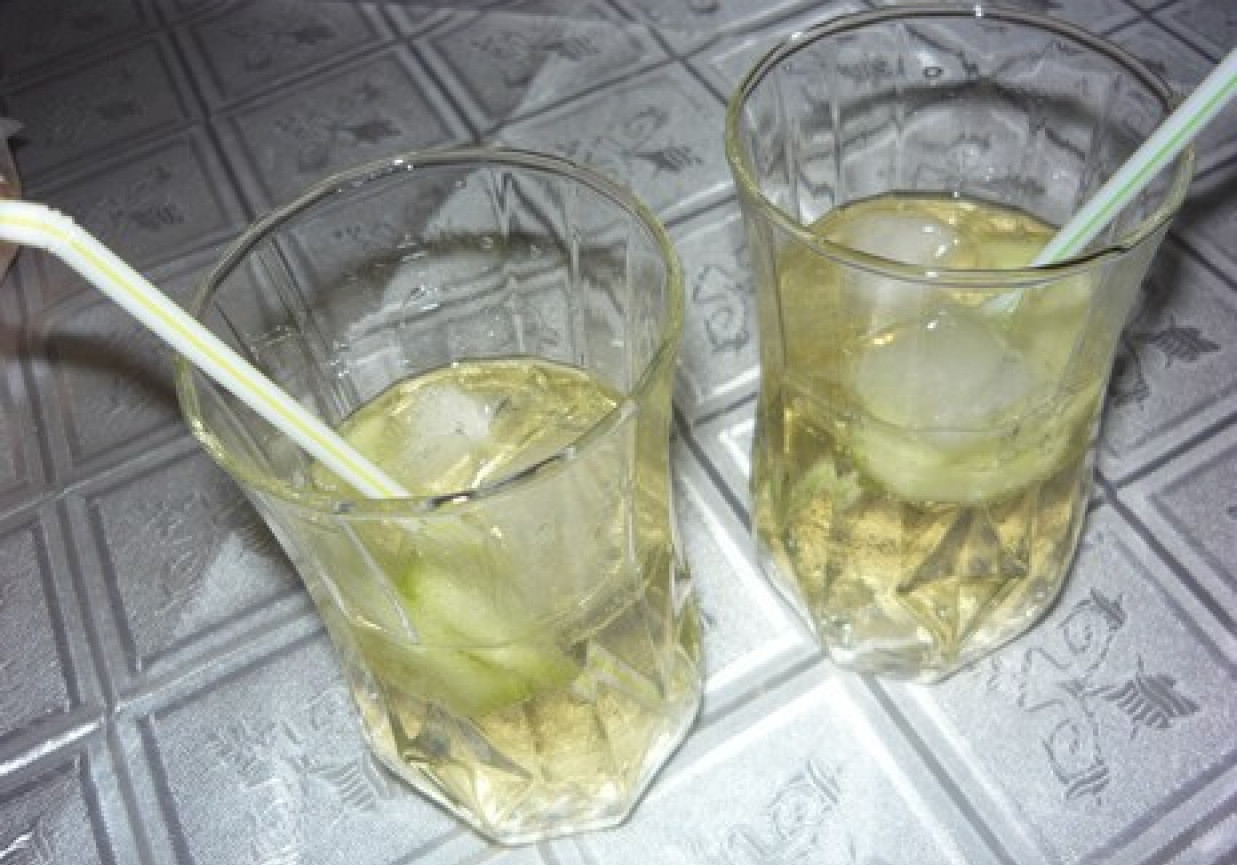 Drink z ogórkiem DoradcaSmaku.pl