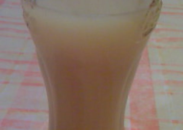 Fotografia przedstawiająca Drink z sokiem pomarańczowym
