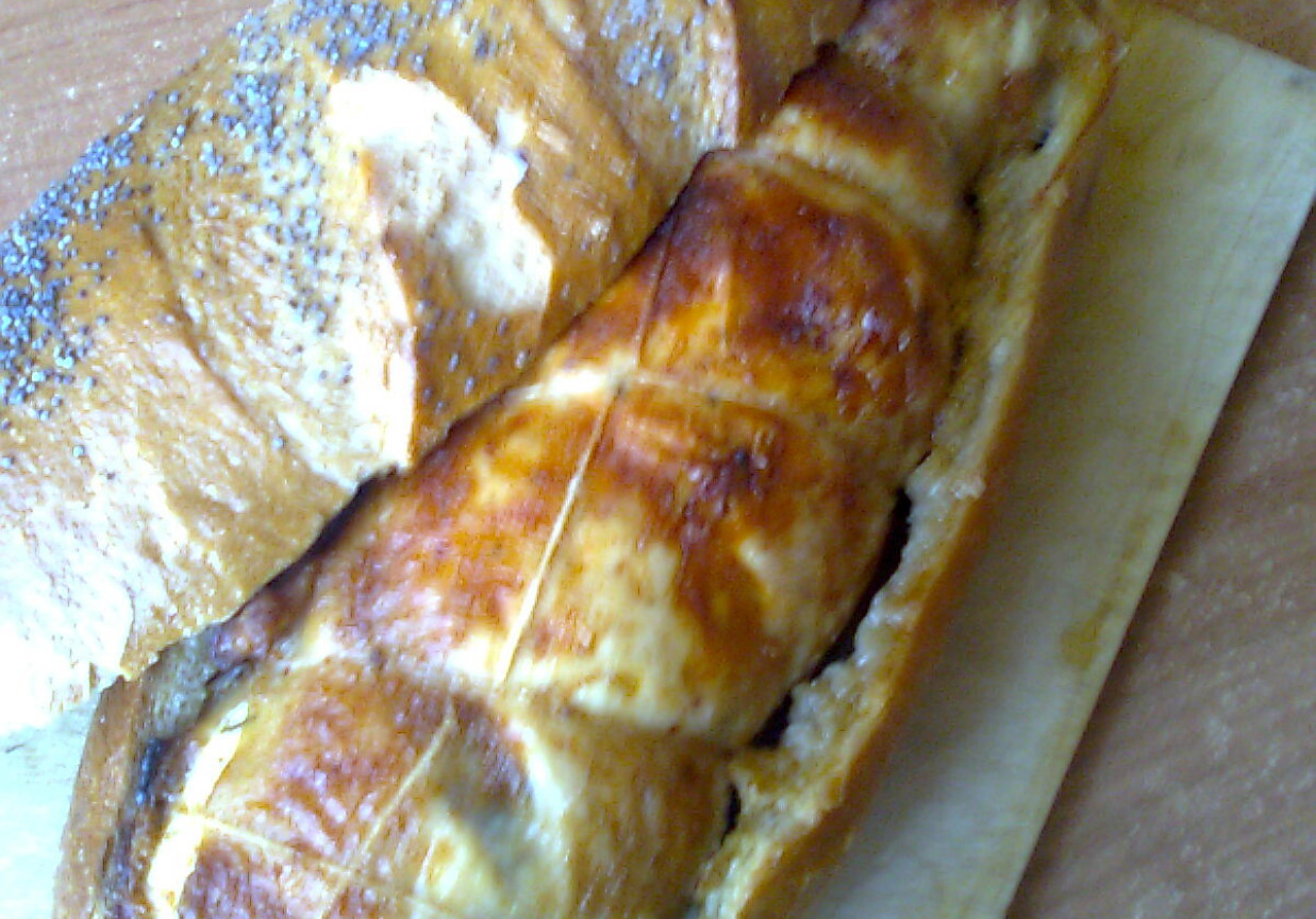 Drobiowa roladka pieczona w chlebie foto