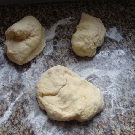 Krok 1 - Drożdżowa gwiazda z makiem foto