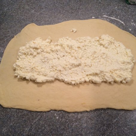 Krok 4 - Drożdżowa strucla z serem, kruszonką i nutką cytryny foto