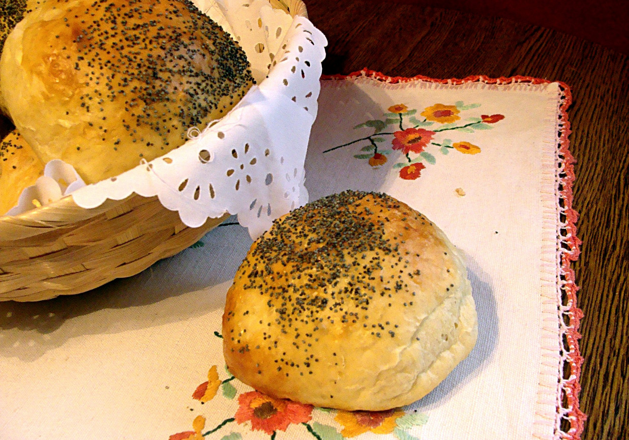 Drożdżowe bułeczki z makiem foto