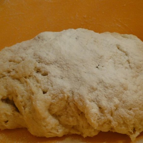 Krok 4 - Drożdżowe ciasto z owocami i kruszonką foto