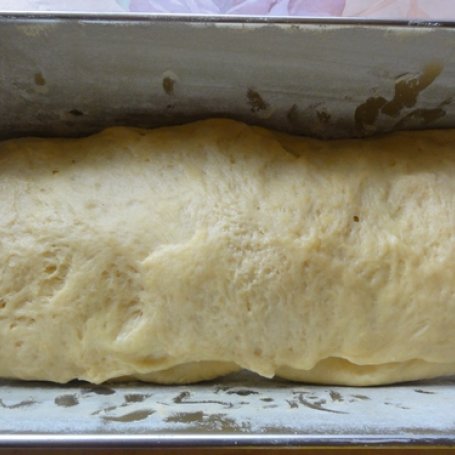 Krok 3 - Drożdżowe ciasto z owocami foto