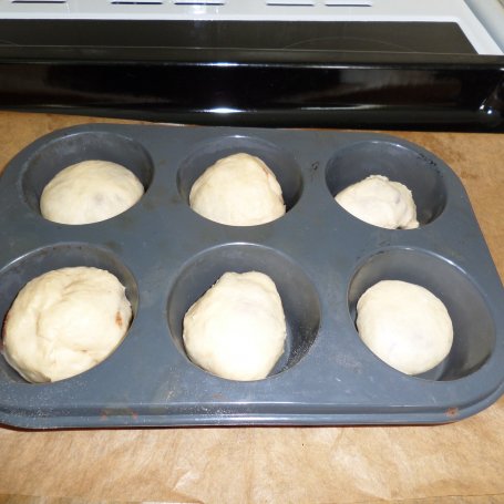 Krok 9 - Drożdżowe muffinki foto