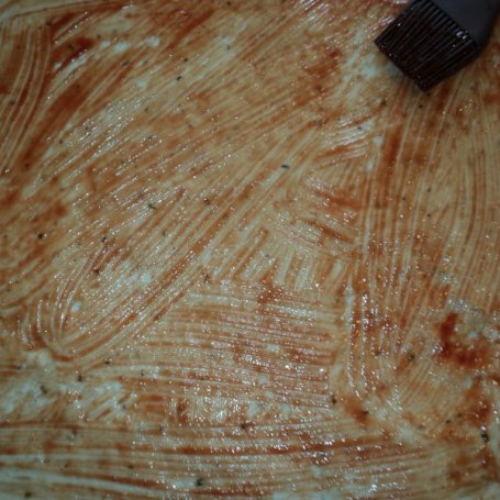 Krok 5 - Drożdżowe ślimaczki z szynką parmeńską, mozarellą, oliwkami, grzybami foto
