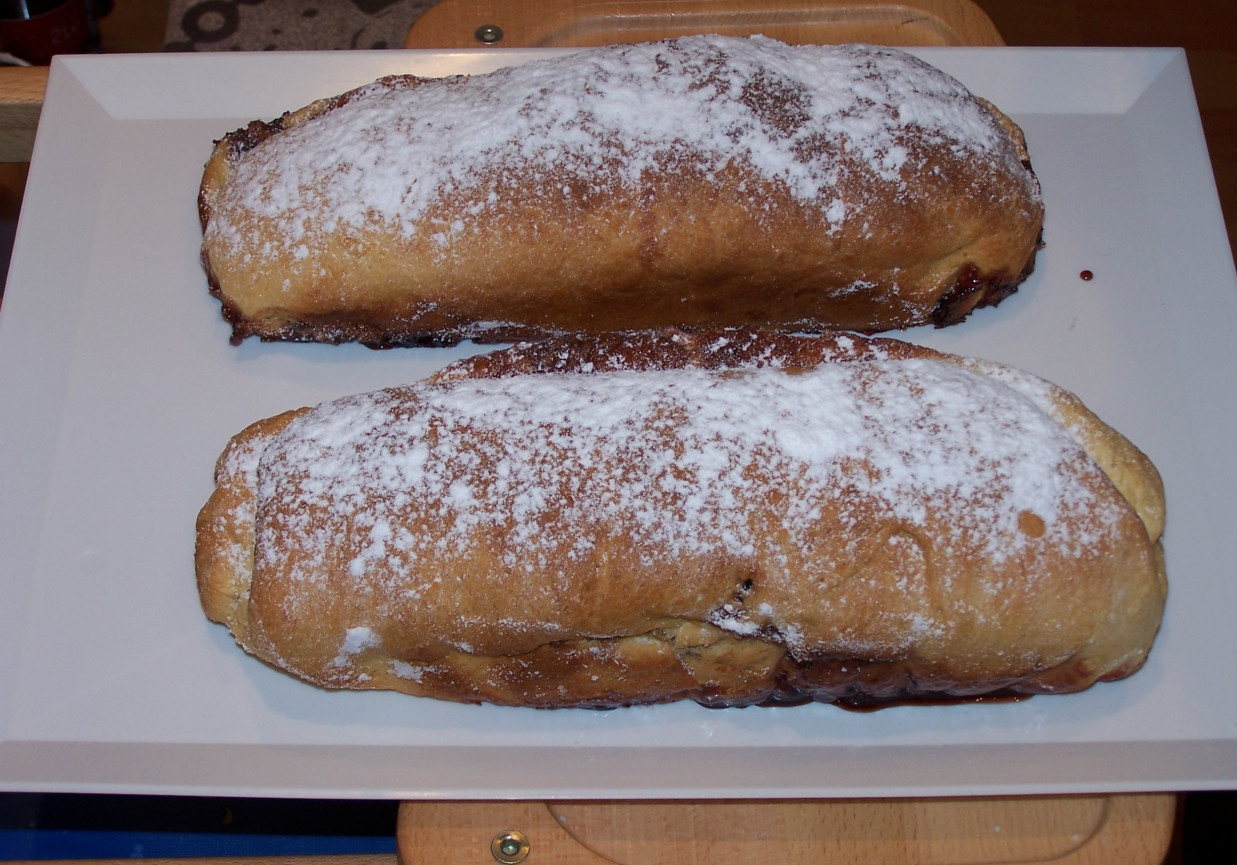 drożdżowiec makowy foto