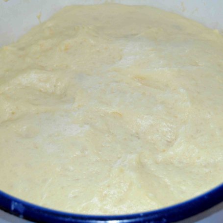 Krok 1 - Drożdżówki z czarną porzeczką foto