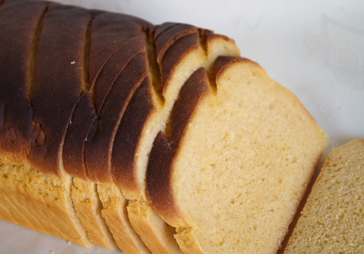 Drożdżowy chleb dyniowy foto