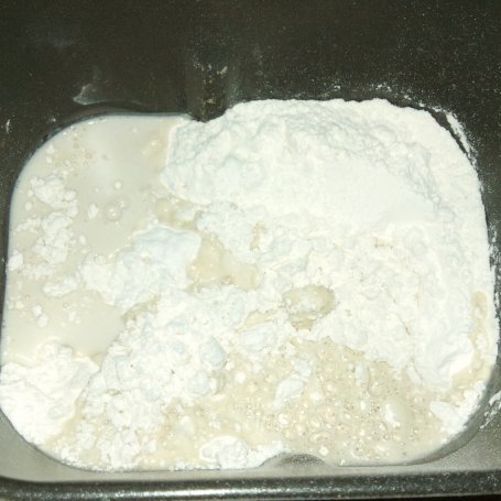 Krok 2 - Drożdżowy chleb dyniowy foto
