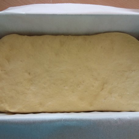 Krok 5 - Drożdżowy chleb dyniowy foto