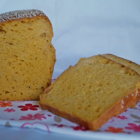 Krok 6 - Drożdżowy chleb marchewkowy foto