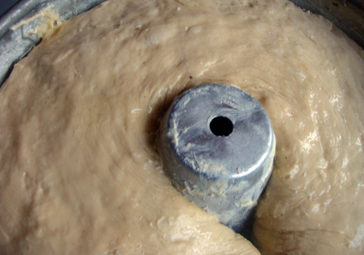 Drożdżowy wieniec z makiem foto