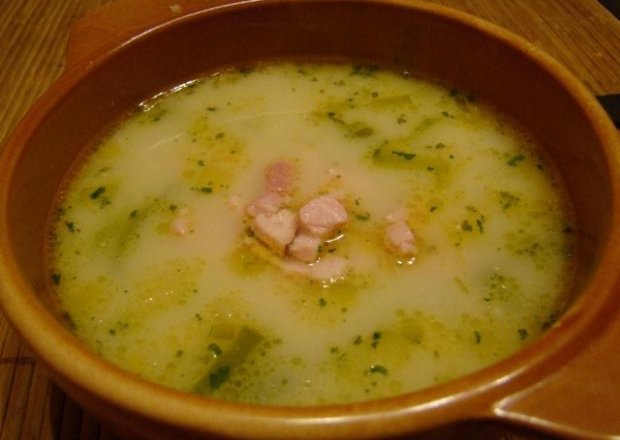 Fotografia przedstawiająca Duńska zupa z porów