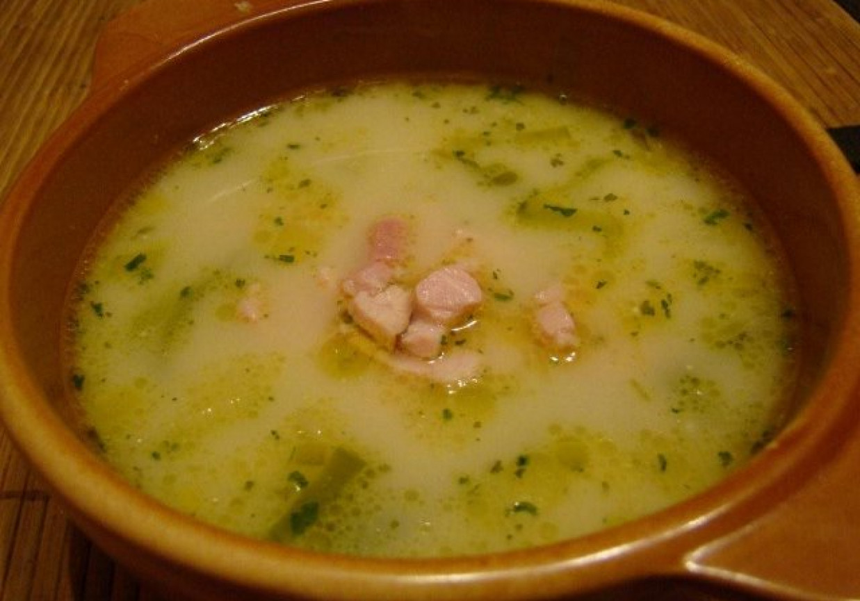 Duńska zupa z porów foto