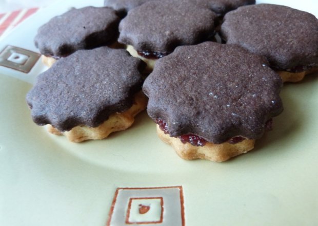Fotografia przedstawiająca Dwubarwne ciasteczka