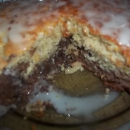 Krok 5 - Dwukolorowe ciasto kokosowo-bananowe foto