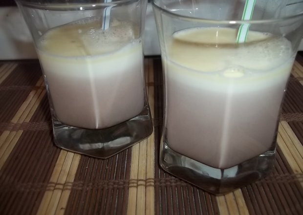 Fotografia przedstawiająca Dwukolorowe mleczko czekoladowe
