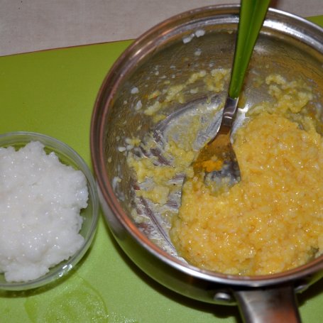 Krok 1 - Dwukolorowe sushi z gruszką foto