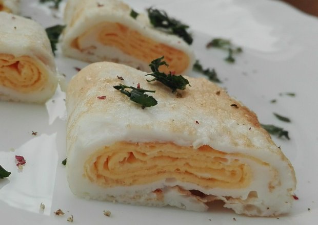 Fotografia przedstawiająca Dwukolorowy omlet