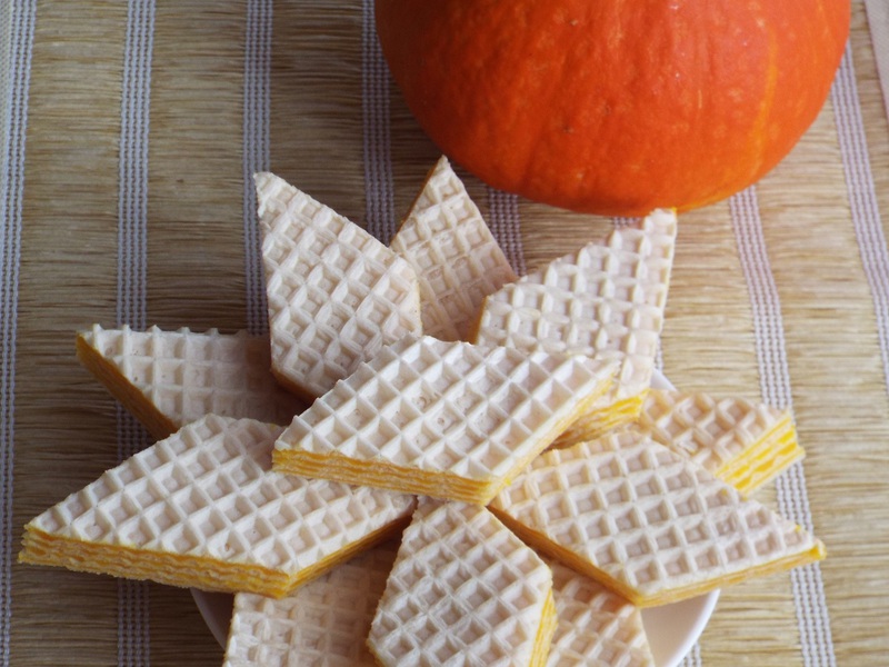 Wafelki z masą dyniową - medium