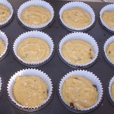 Krok 7 - Dynia z czekoladą, czyli bardzo smaczne muffinki! foto