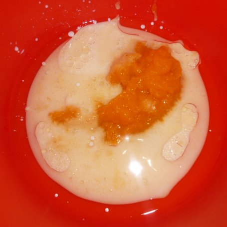 Krok 1 - Dyniowe babeczki z kremem karmelowym  foto