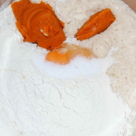Krok 1 - Dyniowe, pieczone pączki foto