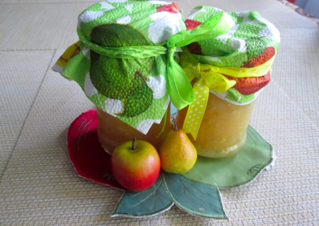 Fotografia przedstawiająca Dżem jabłkowo-gruszkowy