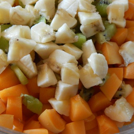 Krok 1 - Dżem - morela, rabarbar, kiwi, banan foto