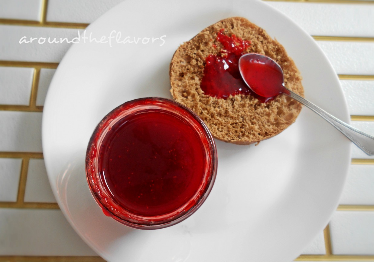 Dżem truskawkowy foto