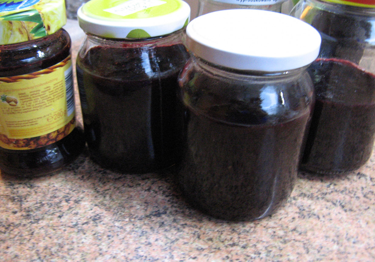 Dżem z czarnej porzeczki foto