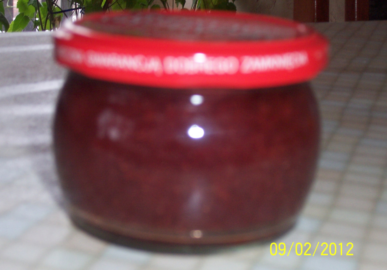 Dżem z płatków dzikiej róży foto