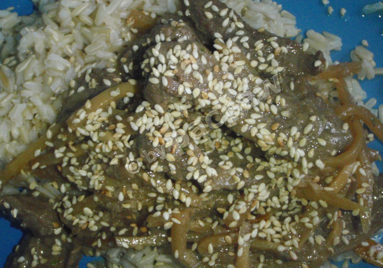 Dziczyzna po tajsku foto