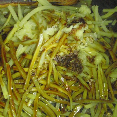 Krok 4 - Dziczyzna po tajsku foto