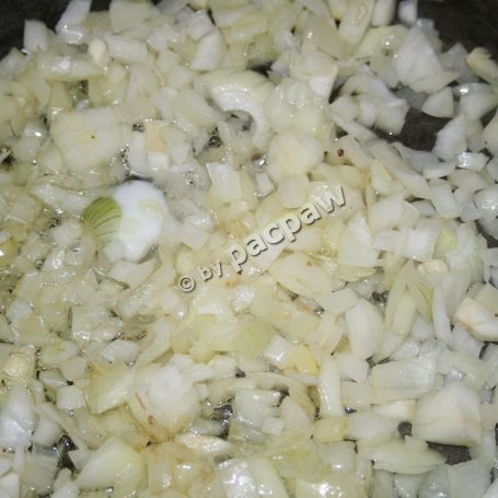 Krok 4 - Dziczyzna w sosie z suszonych kani z kaszą jęczmienną foto