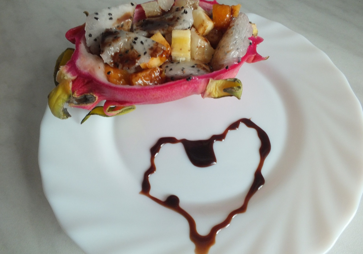 Egzotyczna sałatka foto