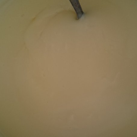 Krok 1 - Ekspresowa kremówka na herbatnikach z sosem toffi foto