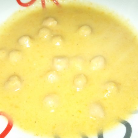 Krok 5 - Expresowa zupa krem z ciecierzycą foto