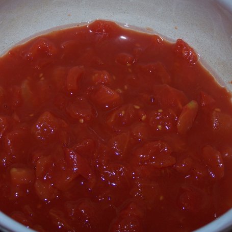 Krok 2 - Fajny pomysł na pomidory z puszki, czyli krem z lanym ciastem :) foto