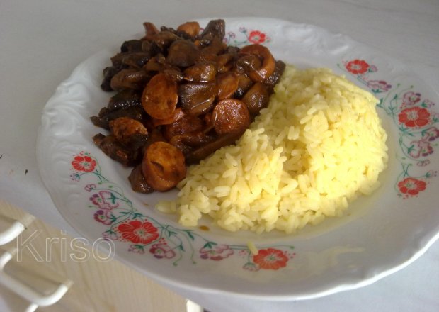 Fotografia przedstawiająca Fałszywy bigos z ryżem