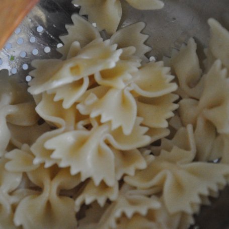 Krok 1 - farfalle z cukinią foto