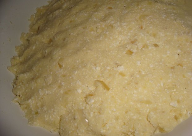 Fotografia przedstawiająca Farsz do pierogów z serem i ziemniakami