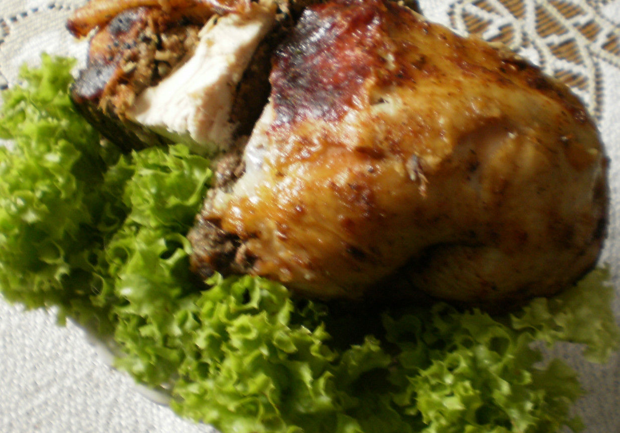Farsz otoczony kurczakiem : foto