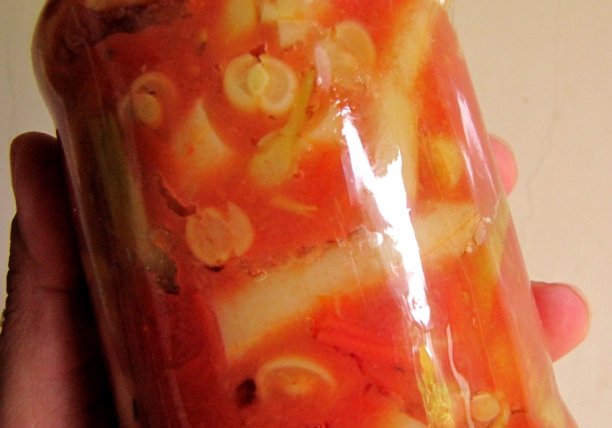 Fasolka szparagowa w pomidorach foto