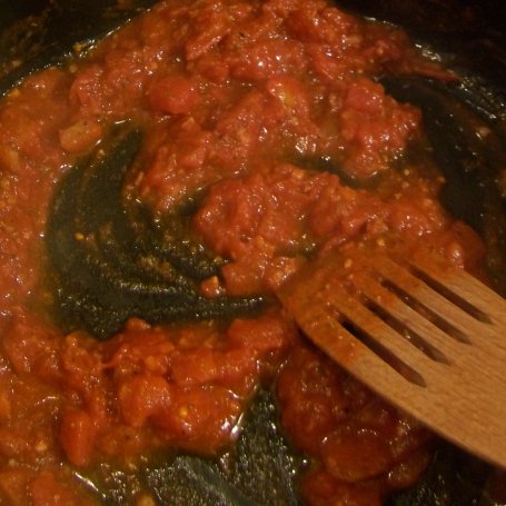 Krok 2 - Fasolka szparagowa w sosie pomidorowym foto