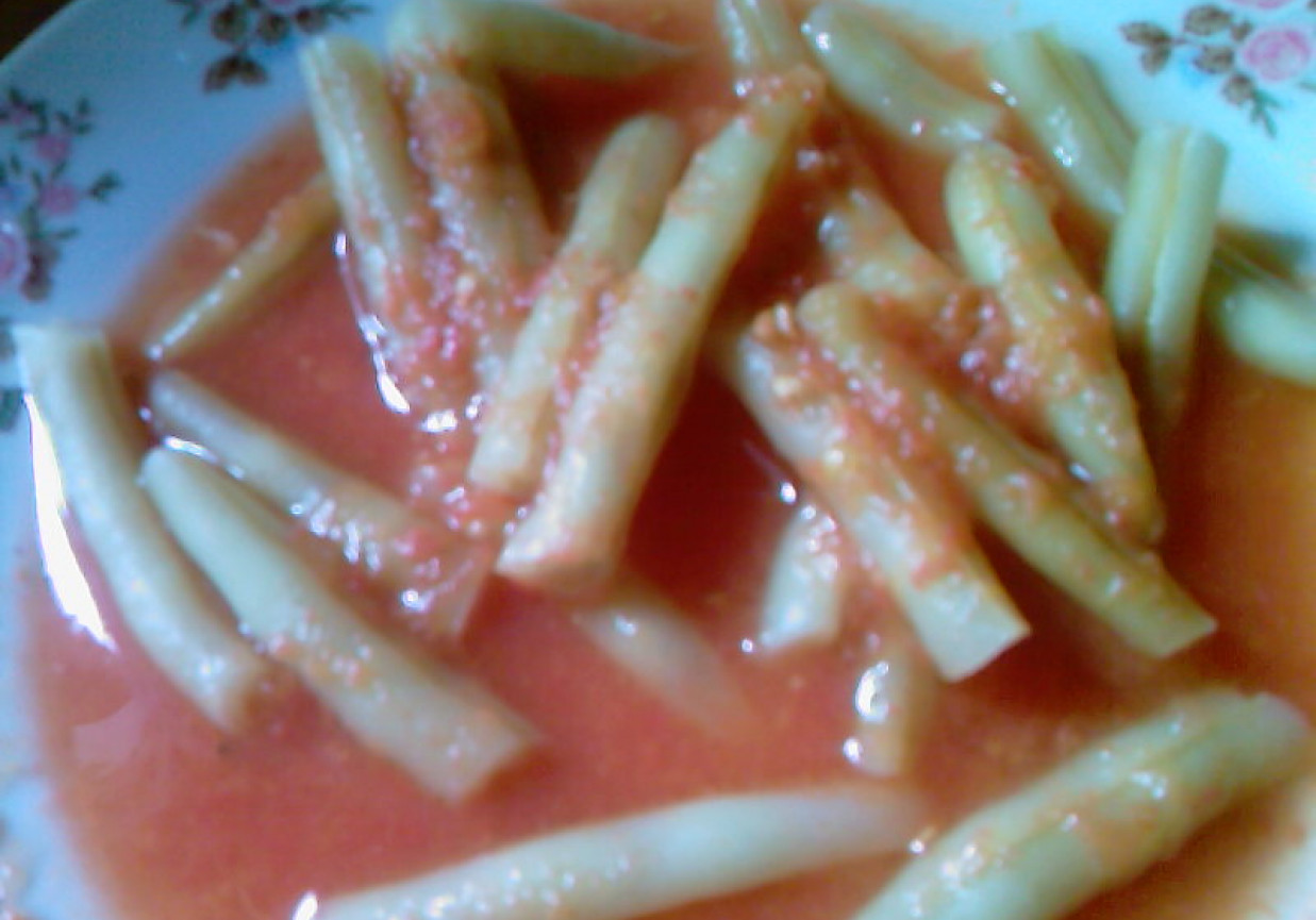 Fasolka szparagowa z pomidorami foto
