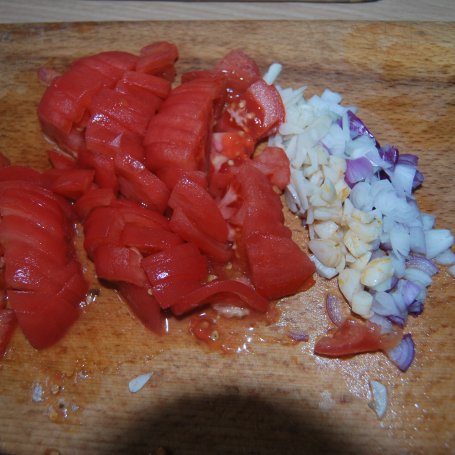Krok 3 - Fasolka szparagowa z warzywami w sosie sojowym foto