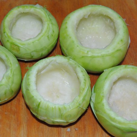 Krok 2 - Faszerowana kalarepka foto
