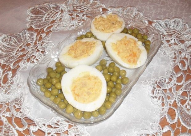Fotografia przedstawiająca Faszerowane jaja.